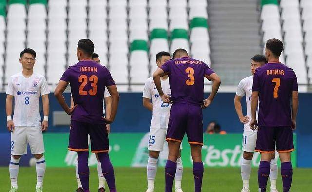  科隆年轻门将神勇发挥，多次扑救力保球队不败  